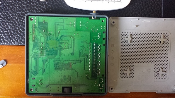 获取WAG54G家用路由器的控制台访问权限