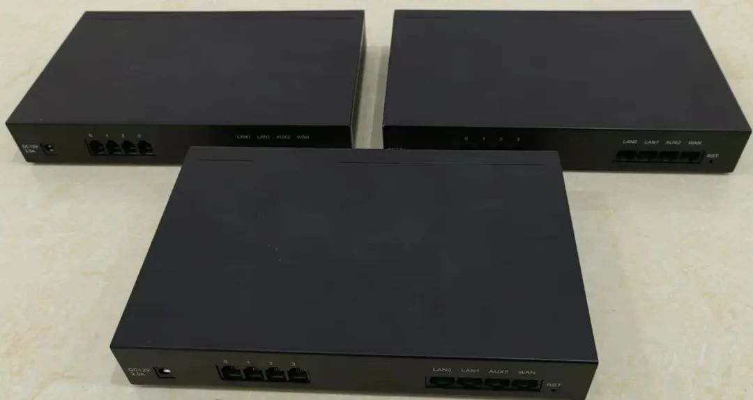 多人被抓！看到这种“路由器”请立即报警！；数百个Docker容器镜像中隐藏漏洞，下载量高达数十亿次；